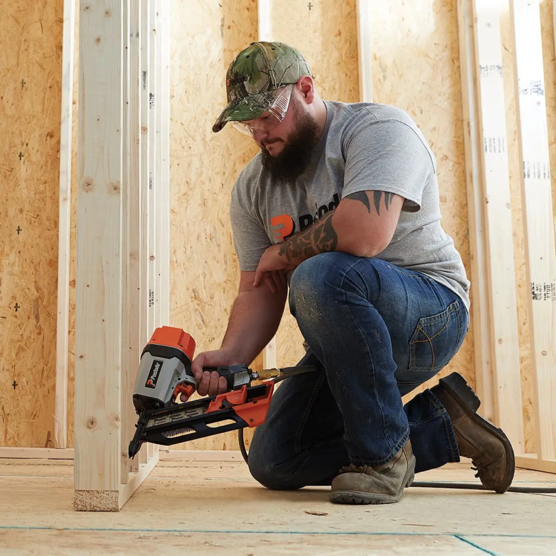 Paslode F325R Pneumatic Compact 30 Degree Offset Clip/Head Framer 2 in. - 3-1/4 in. Framing Nailer (513000/30)