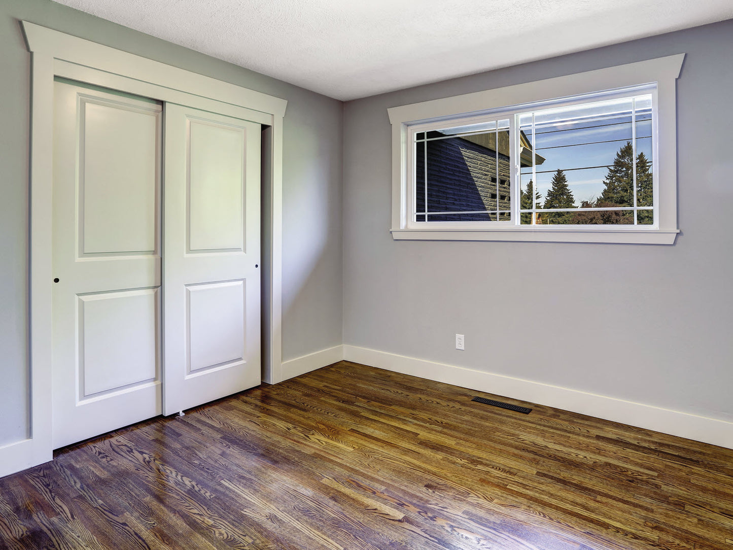 32" LEFT CAMBRIAN PREHUNG DOOR