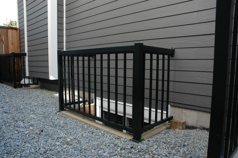 Regal Rail Black 36" Aluminum Line Pickets - 14 Piece Feature Deck Photo